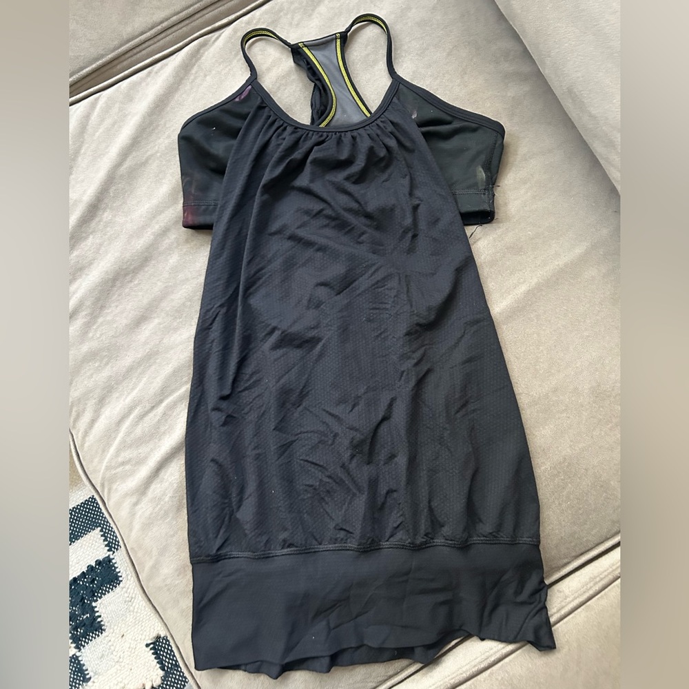 Lululemon built in bra top 4